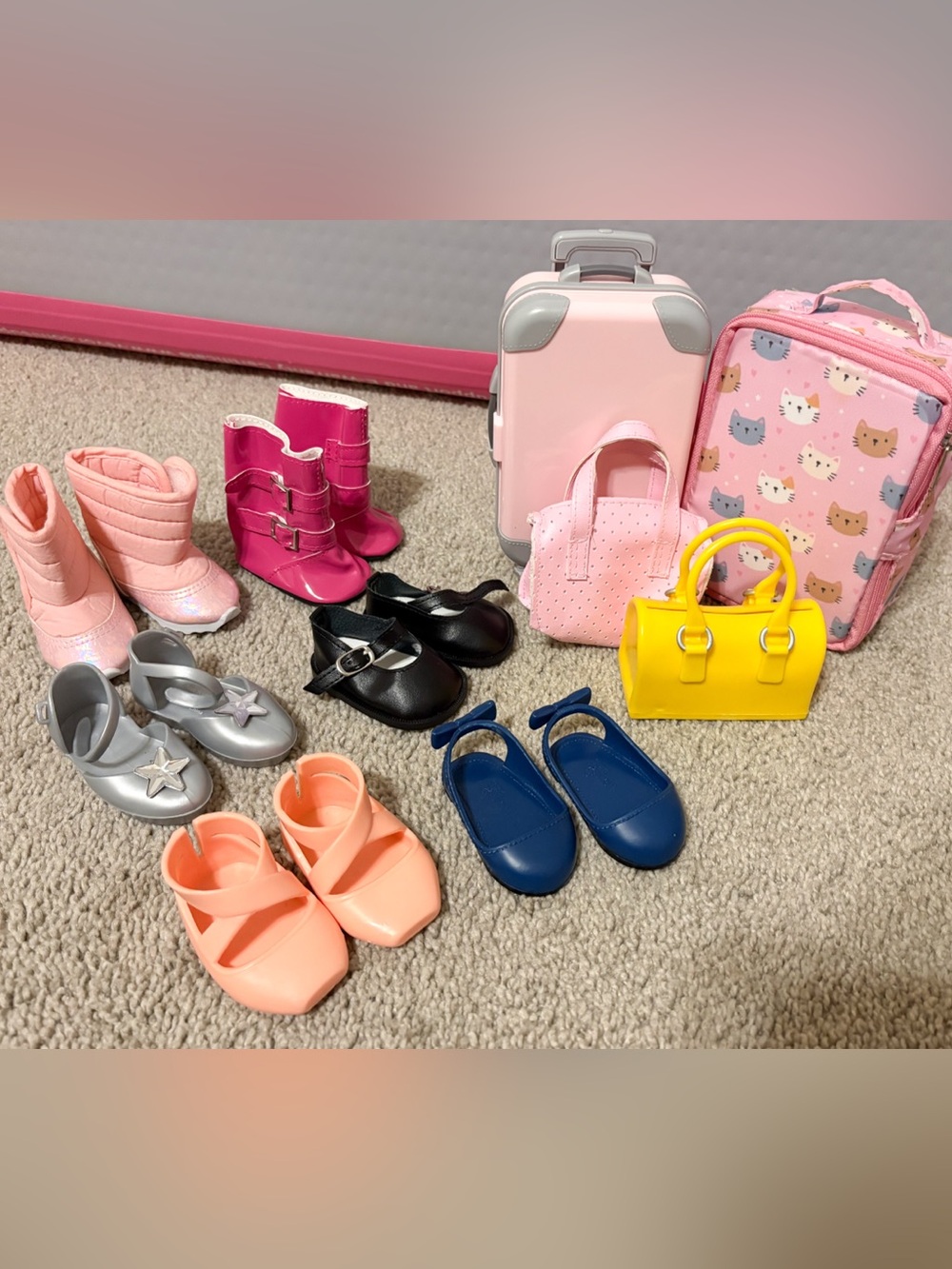 Our Generation 18 in Doll shoe and accessory bundle 💗